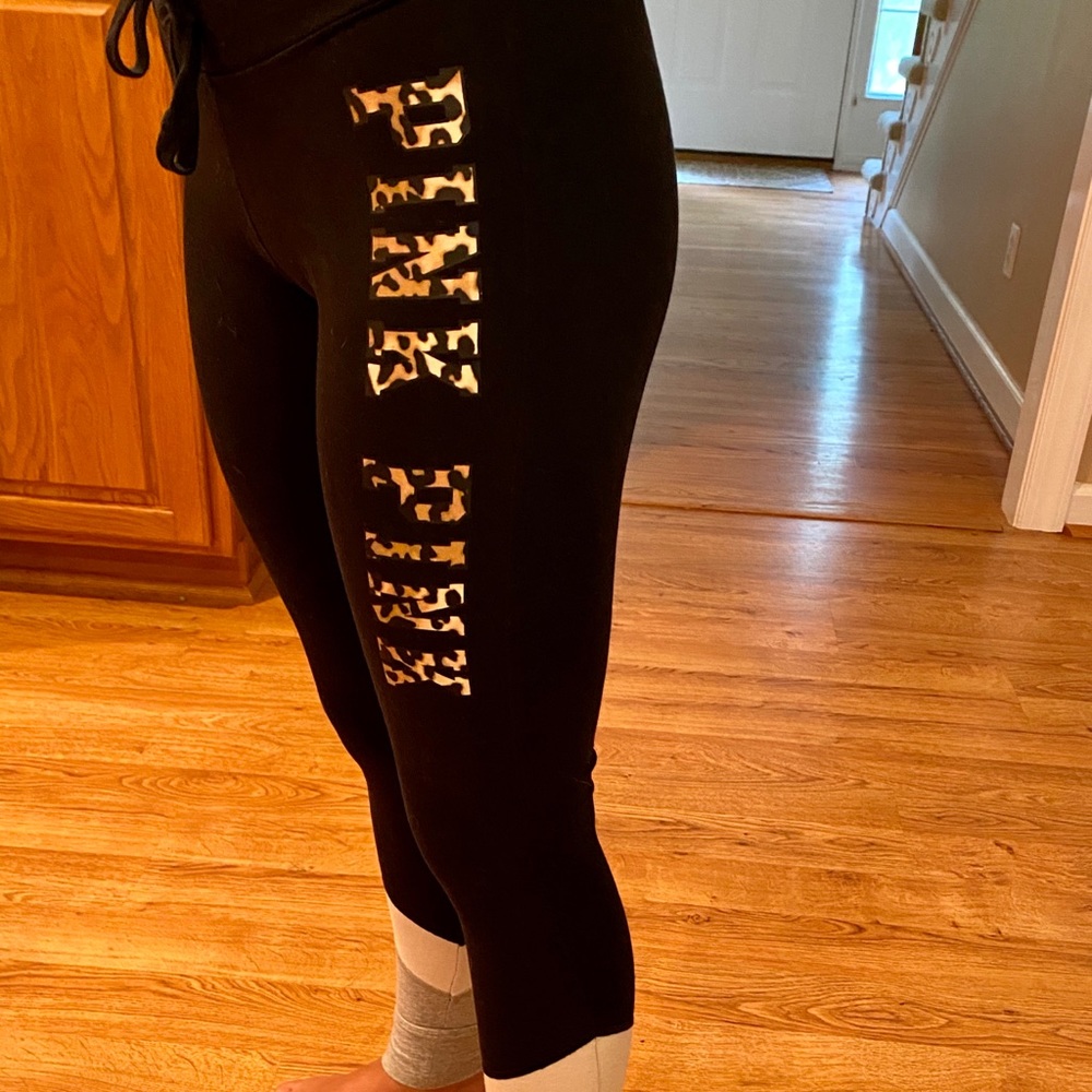 Victoria Secret workout leggings
